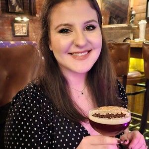 Meet your Posher, Nikoleta